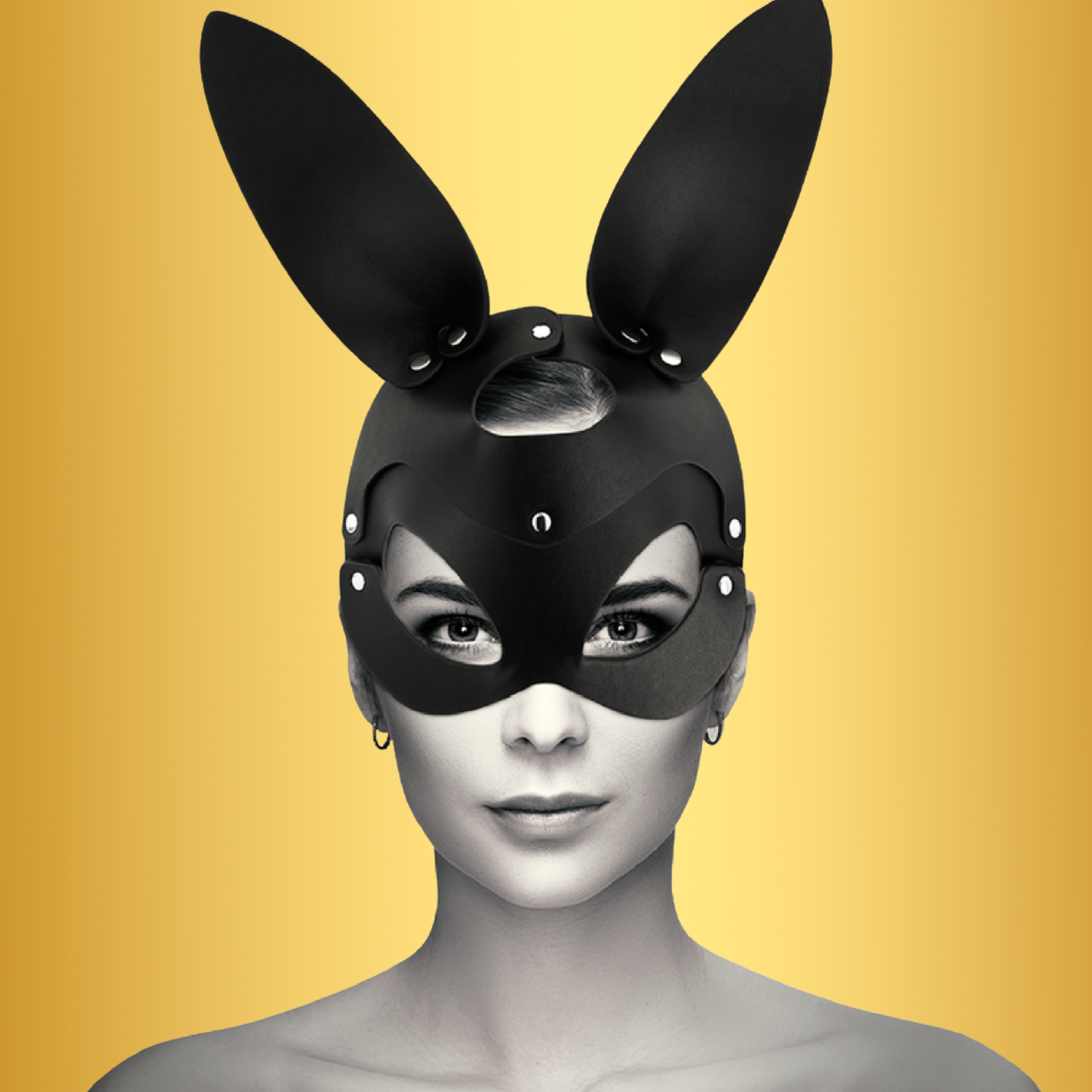 COQUETTE CHIC DESIRE - MASQUE EN CUIR VEGAN AVEC OREILLES DE LAPIN